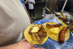 Mexico City: Food walking tour and makets