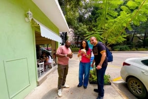 Mexico City: Food walking tour and makets