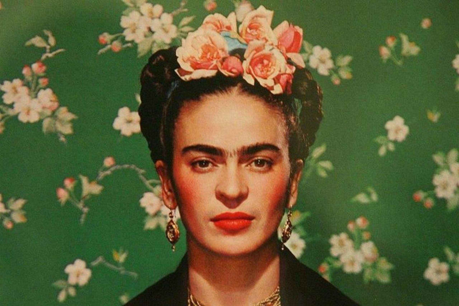 Mexico City: Frida Kahlo Museum Tickets, Bike Tour & Churros