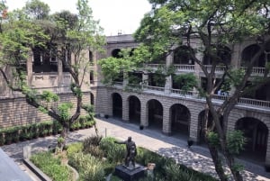 Mexico City: Frida's steps