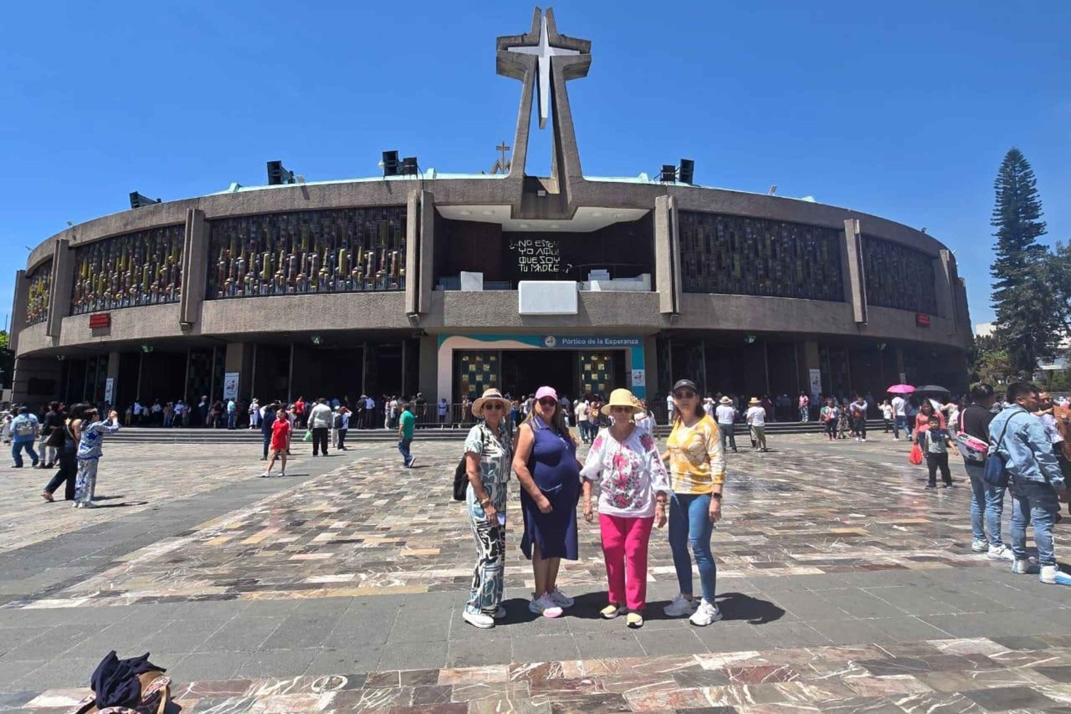 Mexico City: Guadalupe Basilica Tour Pick Up Included (Small Groups)