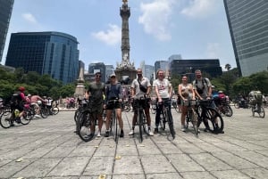 Mexico City: Guided Bike Tour with Hidden Trails