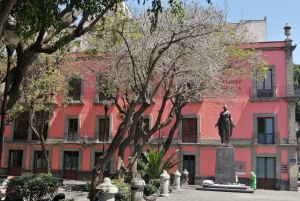 Mexico City: Historic Downtown and Muralism Walking Tour