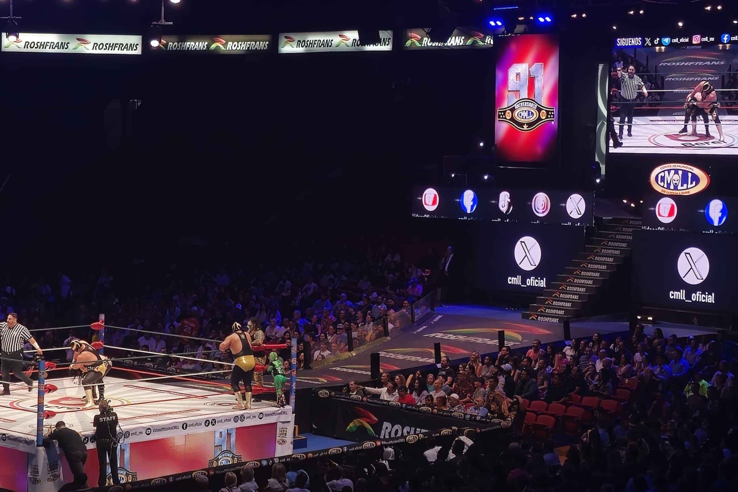 Mexico City: Lucha Libre Show with Hotel Pickup