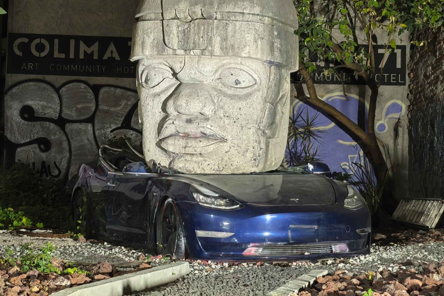 Mexico City: Lucha libre tour with show tickets and coffee tasting