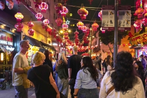 CDMX: Vida nocturna mexicana con Chupitos y Lucha Libre