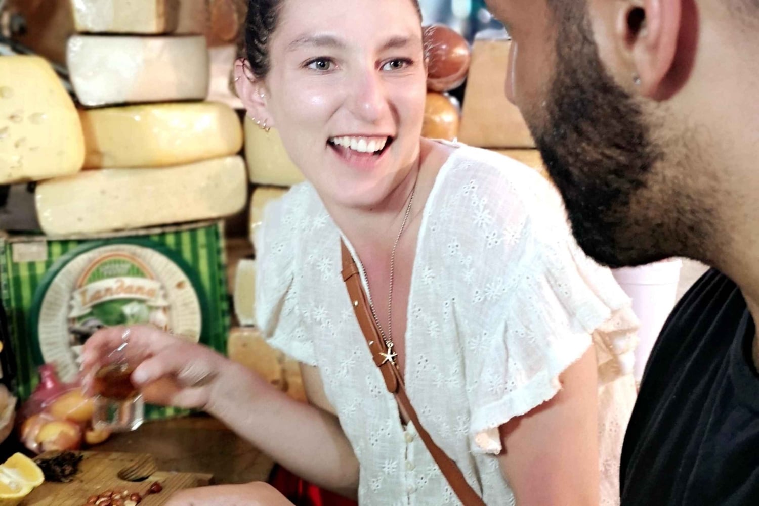 Ciudad de México: Degustación de Mezcal y Pulque en el Puesto del Mercado Exótico