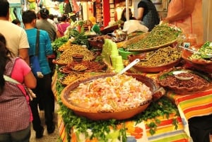 Ciudad de México: Cata de Mezcal y Visita al Mercado con Comida
