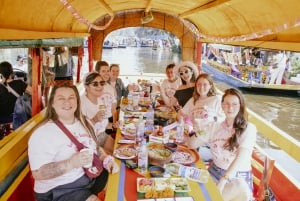 Mexico City: Xochimilco Boat with Guacamole & Premium Drinks