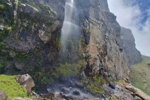 Mexico City: Mipulco Waterfalls Private Trekking Tour