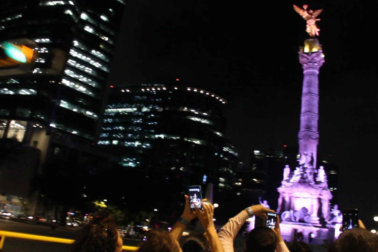Mexico City: Night Tour in a Double Decker Bus