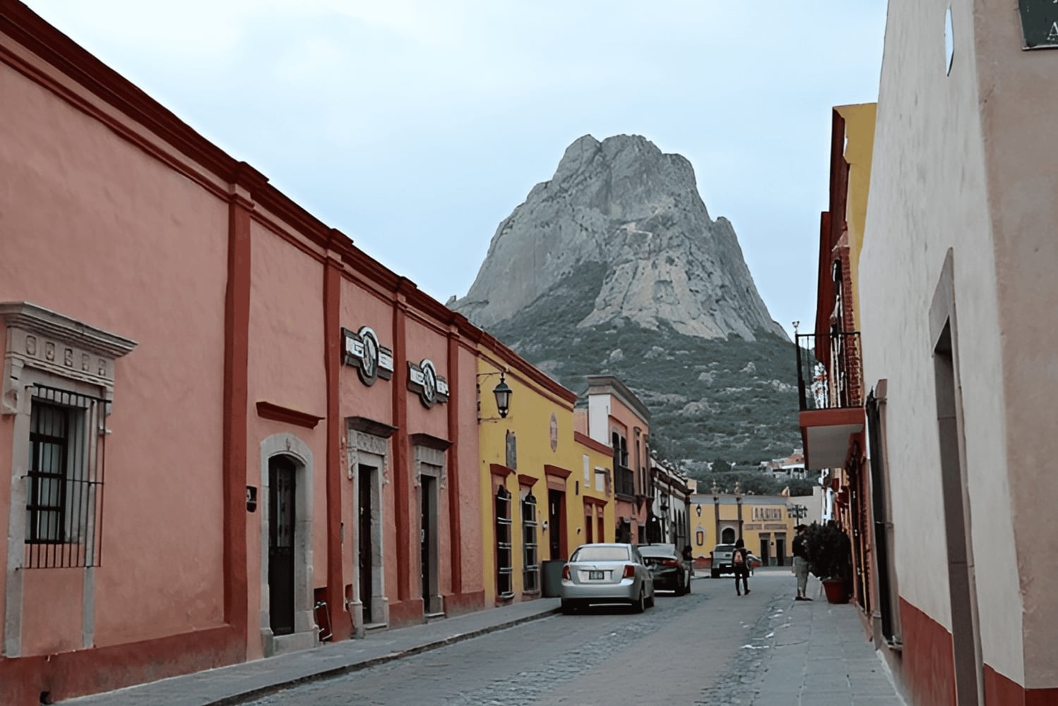 Ciudad de México: Rappel de la Peña de Bernal y Tour por el Pueblo Mágico de Bernal
