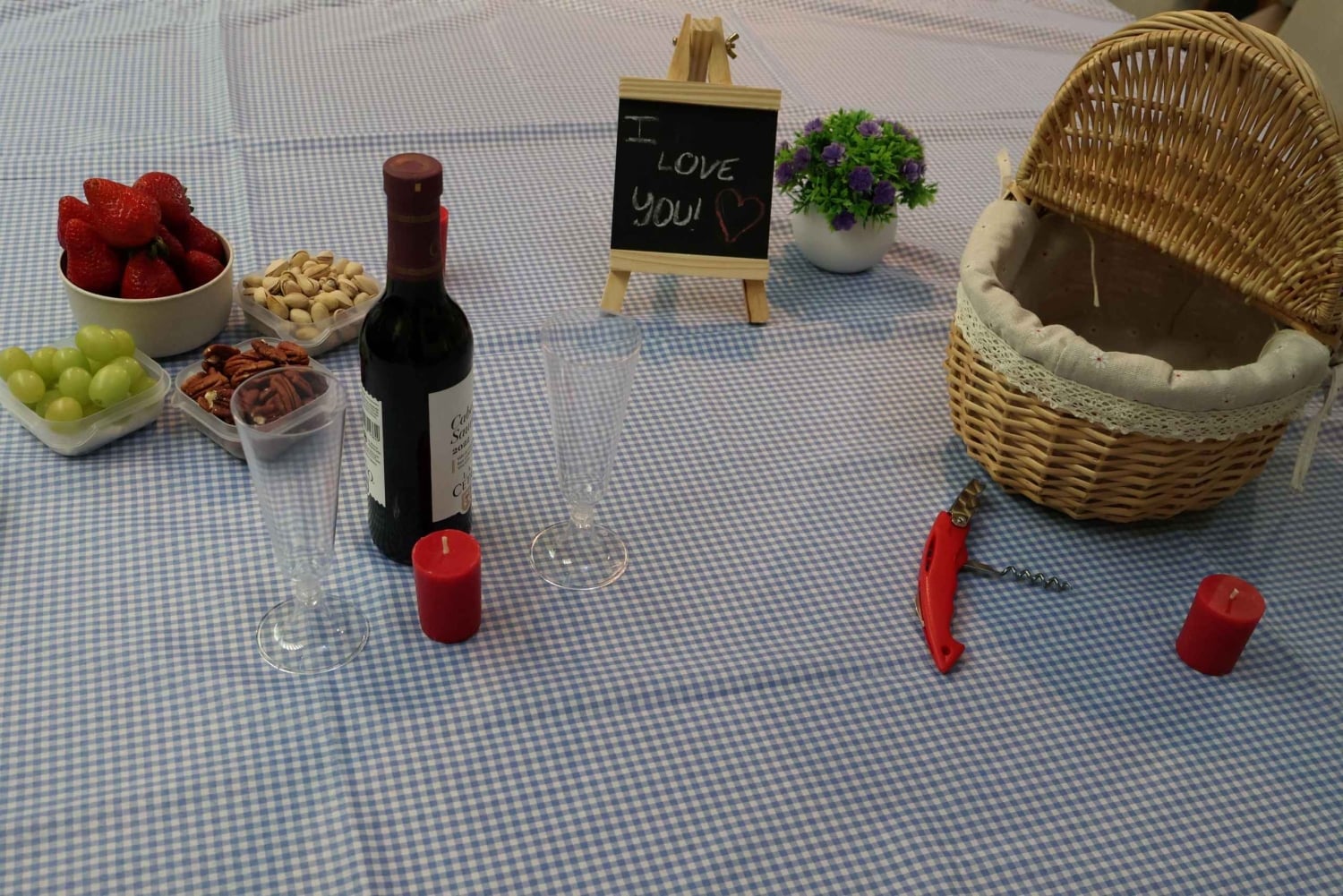 Mexico City: Picnic Basket Rental with Food Option