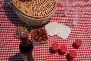 Mexico City: Picnic Basket Rental with Food Option
