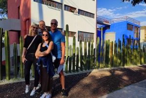 Mexico City: Private Customizable Tour with Guide & Vehicle