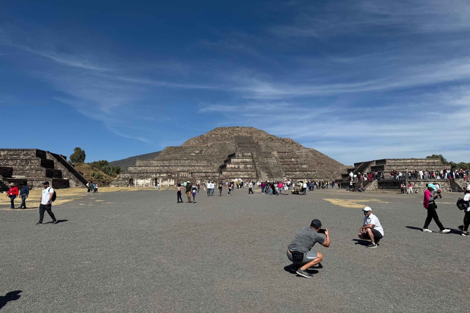 Mexico City: Private Teotihuacan and La gruta Half Day Tour