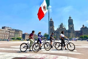 Mexico City: Roma and Condesa street food and biking tour