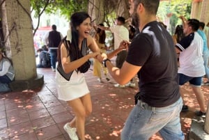 Mexico City: Salsa Dance Class with a Local