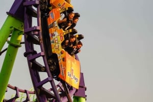 Mexico City: Six Flags Ticket + Hop-on Hop-off City Tour