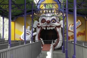 Mexico City: Six Flags Ticket + Hop-on Hop-off City Tour