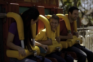 Mexico City: Six Flags Ticket + Hop-on Hop-off City Tour