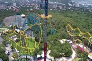 Mexico City: Six Flags Ticket + Hop-on Hop-off City Tour