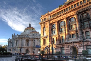 Mexico City: Six Flags Ticket + Hop-on Hop-off City Tour