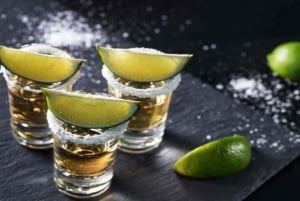 Mexico City: Taquerias and Tequila Tasting Tour with Chef