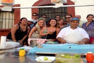 Mexico City: Taquerias and Tequila Tasting Tour with Chef