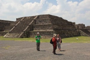 Mexico City: Teotihuacan, Acolman & Piñatas Private Tour