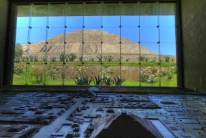 Mexico City: Teotihuacan, Acolman & Piñatas Private Tour