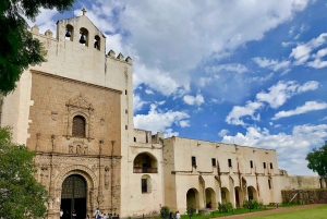 Mexico City: Teotihuacan, Acolman & Piñatas Private Tour