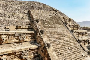 Mexico City: Teotihuacan and Tlatelolco Day Trip by Van