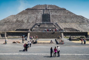 Mexico City: Teotihuacan, Brunch, and Xochimilco Tour