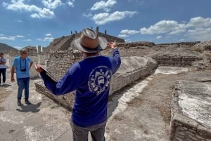 Mexico City: Teotihuacan Early Access & Tula Private Tour