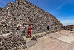 Mexico City: Teotihuacan Early Access & Tula Private Tour