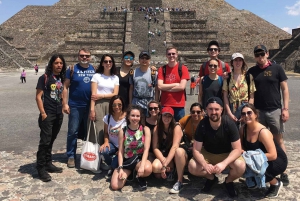 Ciudad de México: Teotihuacan Primera Entrada con Guía Experto