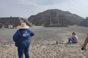 Mexico City: Teotihuacan, Guadalupe Shrine & Tlatelolco Tour
