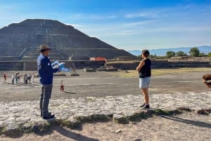 Mexico City: Teotihuacan, Guadalupe Shrine & Tlatelolco Tour