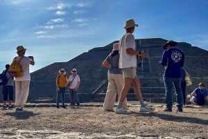 Mexico City: Teotihuacan Early Access or Afternoon Tour