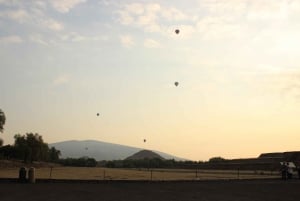 Ciudad de México: Visita guiada vespertina a las Pirámides de Teotihuacán