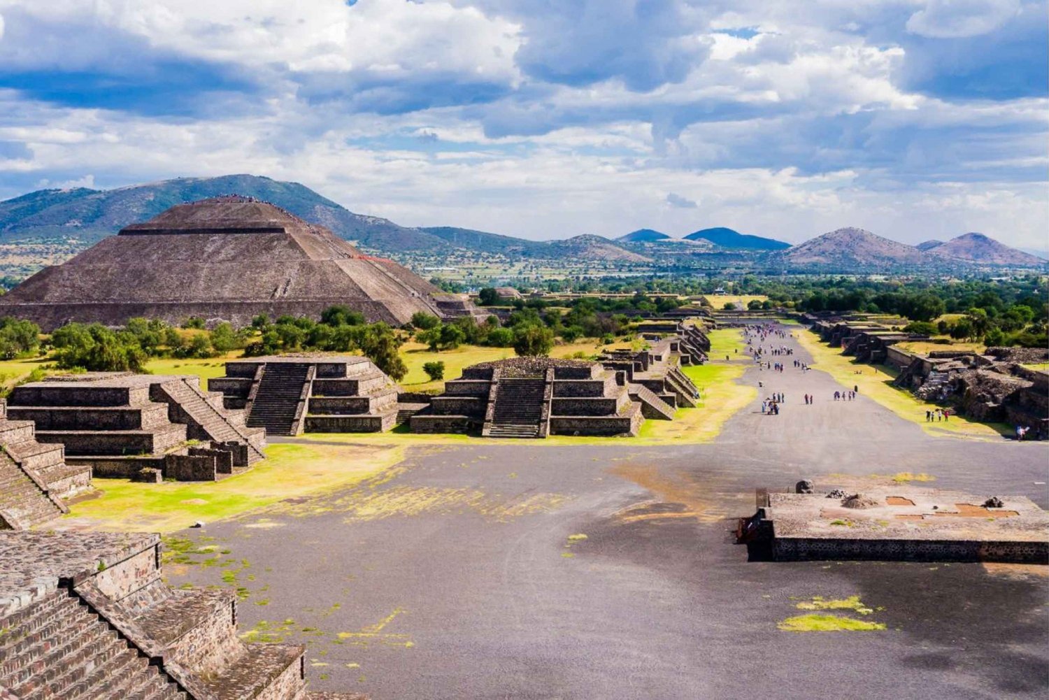 Mexico City: Teotihuacan, Shrine of Guadalupe & Tlatelolco