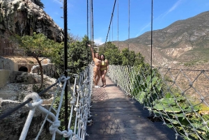 Ciudad de México: Grutas de Tolantongo, aguas termales y albercas naturales