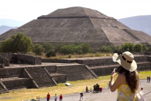 Mexico City: Trip to Teotihuacan Pyramids & Guadalupe Shrine