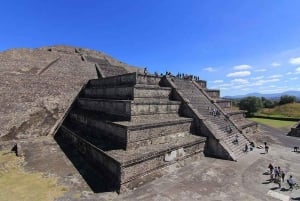 Mexico City: Trip to Teotihuacan Pyramids & Guadalupe Shrine