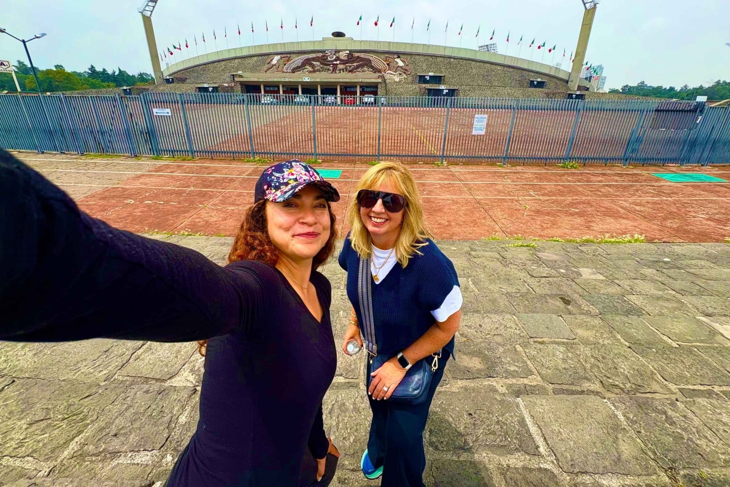 Mexico City: UNAM Campus walking Tour with Guide