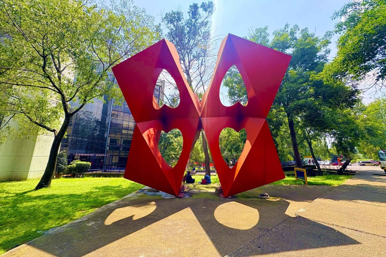 Mexico City: UNAM Campus walking Tour with Guide