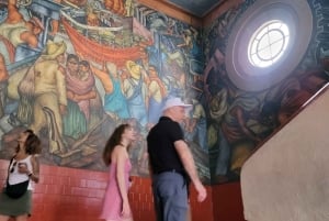 Mexico City: Vegan & Veggie Market Tour with Cooking Lesson