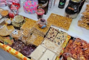 Mexico City: Vegan & Veggie Market Tour with Cooking Lesson