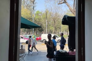 Mexico City: Walk & Eat through Mexican Gastronomy History